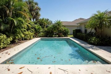 The Top Benefits of a Pool Screen Enclosure – Palacios Screen & Enclosures